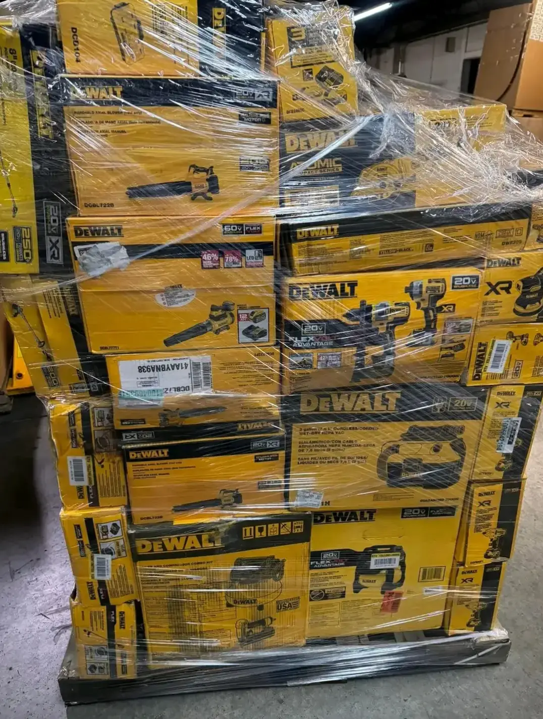 DEWALT Overstock Pallet — Site Tools & Accessories